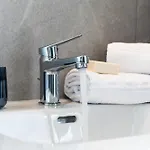 One Life Apartment