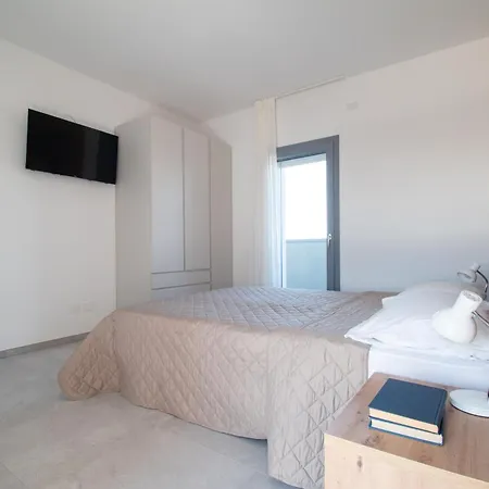 One Life アパート