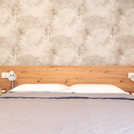 Апартаменти One Life