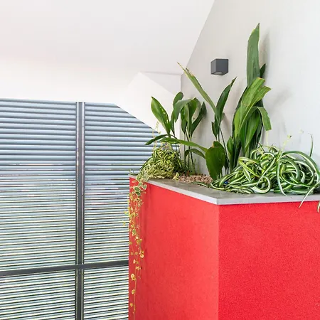 Апартаменти One Life