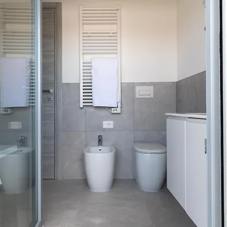 One Life Апартаменти